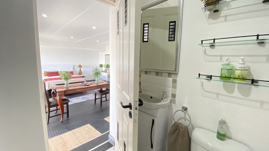 3 Bedroom Property for Sale in Seaforth Western Cape